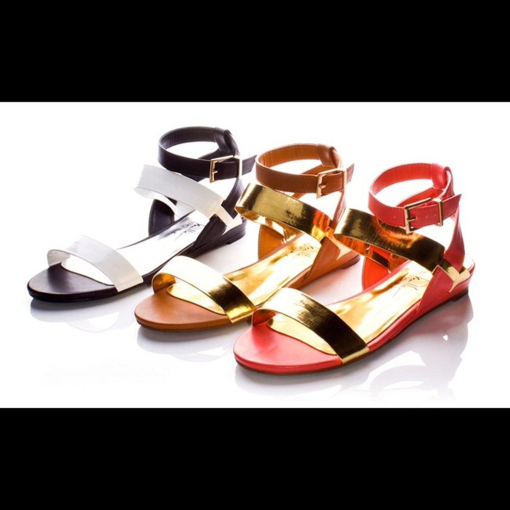 Nicole Miller New York Honeysuckle sandals